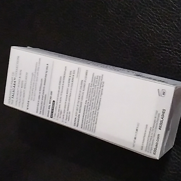 KISS Falscara DIY Eyelash Extension Remover with Natural Rosewater 1.69 fl oz - Picture 4 of 6